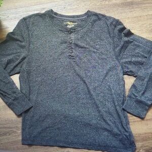 Long Sleeve Henley Shirt in Dark Heather